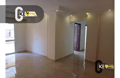 Apartment - 2 Bedrooms - 1 Bathroom for sale in Degla Gardens - Hadayek October - 6 October City - Giza