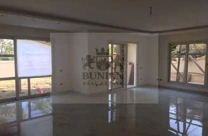 منزل مزدوج - 4 غرف نوم - 5 حمامات للبيع في الباتيو 1 - المستثمرين الشمالية - مدينة القاهرة الجديدة - القاهرة