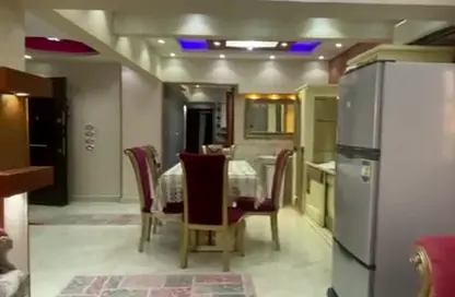 شقة - 3 غرف نوم - 2 حمامات للبيع في ميدان لبنان - المهندسين - الجيزة