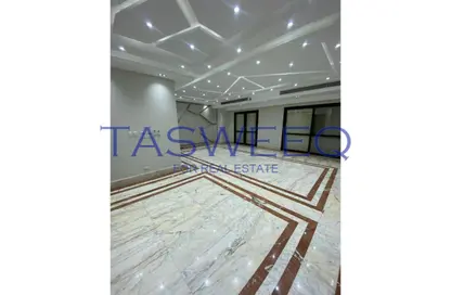 شقة - 3 غرف نوم - 3 حمامات للبيع في ذا كورت ياردز - كمبوندات الشيخ زايد - الشيخ زايد - الجيزة
