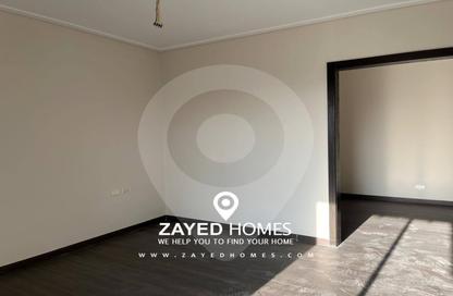 (بنتهاوس  (روف - 3 غرف نوم - 3 حمامات للايجار في نيو جيزة - طريق مصر اسكندرية الصحراوي - مدينة 6 أكتوبر - الجيزة