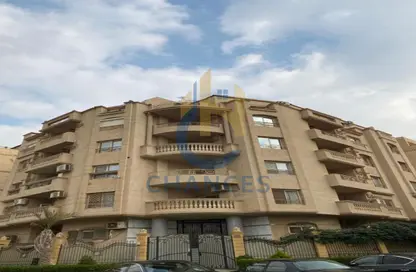 Roof - 3 Bedrooms - 2 Bathrooms for sale in El Narges Buildings - Al Narges - New Cairo City - Cairo