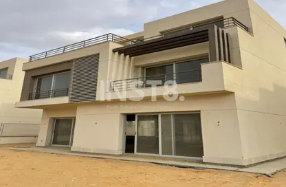 Villa - 5 Bedrooms - 5 Bathrooms for sale in Palm Hills New Cairo - 5th Settlement Compounds - The 5th Settlement - New Cairo City - Cairo