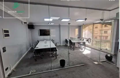 Office Space - Studio - 3 Bathrooms for rent in Street 200 - Degla - Hay El Maadi - Cairo