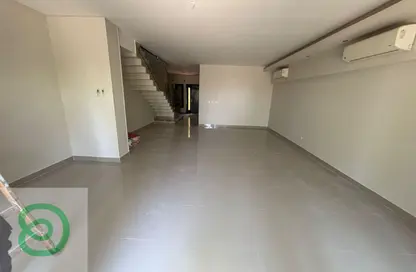 Duplex - 3 Bedrooms - 3 Bathrooms for rent in The Residences - Hyde Park - New Cairo City - Cairo