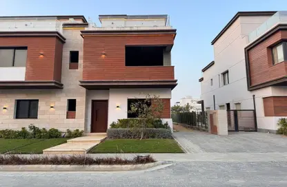 Townhouse - 5 Bedrooms - 4 Bathrooms for sale in Azzar 2 - 5th Settlement Compounds - The 5th Settlement - New Cairo City - Cairo Townhouse - 5 Bedrooms - 4 Bathrooms for sale in Azzar 2 - 5th Settlement Compounds - The 5th Settlement - New Cairo City - Cairo