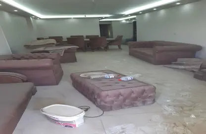 Apartment - 4 Bedrooms - 2 Bathrooms for sale in Al Lebeny Axis - El Mariouteya - Faisal - Hay El Haram - Giza
