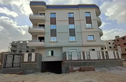 Apartment - 3 Bedrooms - 3 Bathrooms for sale in Bait Alwatan - The 5th Settlement - New Cairo City - Cairo