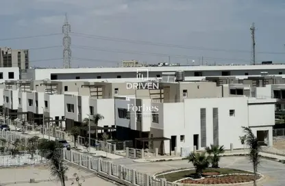فيلا - 4 غرف نوم - 5 حمامات للبيع في ذا كراون - طريق مصر اسكندرية الصحراوي - مدينة 6 أكتوبر - الجيزة