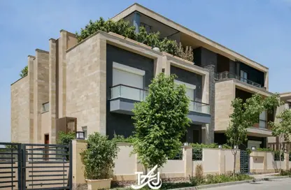 Villa - 3 Bedrooms - 3 Bathrooms for sale in Taj City - 5th Settlement Compounds - The 5th Settlement - New Cairo City - Cairo