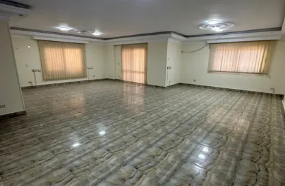 Office Space - Studio - 2 Bathrooms for rent in Dr Al Batrawy St. - 1st Zone - Nasr City - Cairo