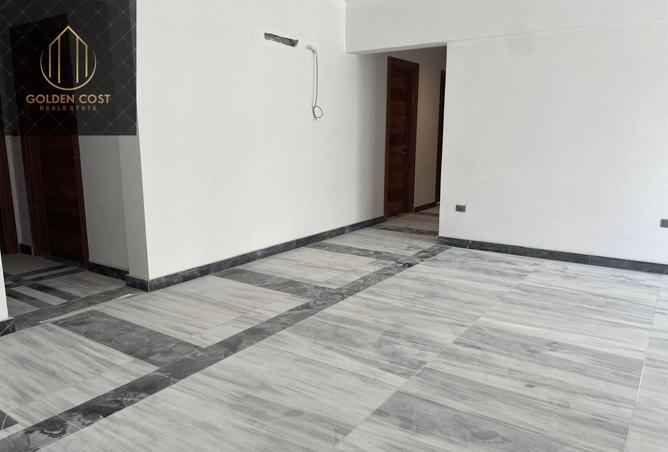 8306853 - Property Image 3