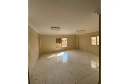 شقة - 3 غرف نوم - 3 حمامات للايجار في السياحية الاولى - التوسعات الشمالية - مدينة 6 أكتوبر - الجيزة