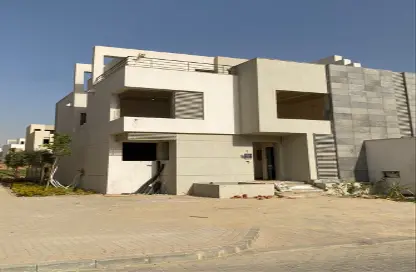 Townhouse - 3 Bedrooms - 4 Bathrooms for sale in The Crown - Cairo Alexandria Desert Road - 6 October City - Giza