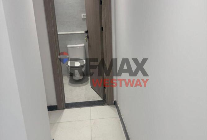 8445707 - Property Image 2