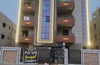 Apartment - 3 Bedrooms - 2 Bathrooms for sale in Area B - Ganoob El Acadimia - New Cairo City - Cairo