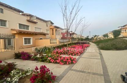 Townhouse - 3 Bedrooms - 4 Bathrooms for sale in Mivida - 5th Settlement Compounds - The 5th Settlement - New Cairo City - Cairo