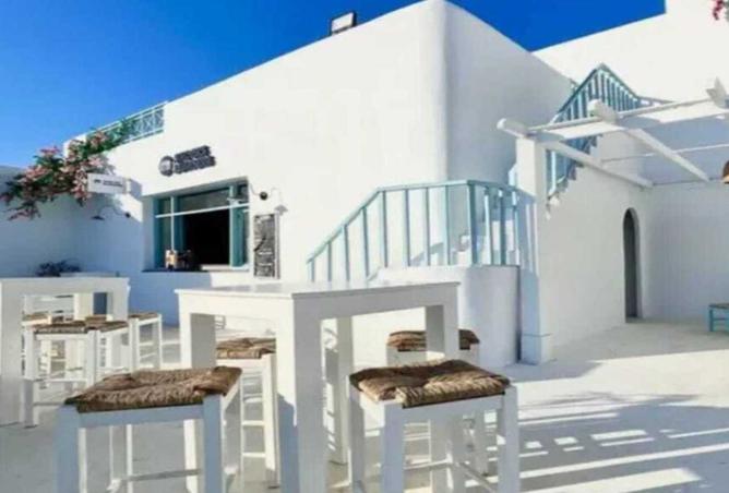 8233401 - Property Image 3