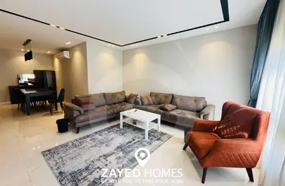 شقة - 2 غرف نوم - 3 حمامات للايجار في ذا كورت ياردز - كمبوندات الشيخ زايد - الشيخ زايد - الجيزة