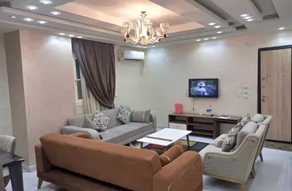 شقة - 2 غرف نوم - 2 حمامات للايجار في شارع البصره - المهندسين - الجيزة