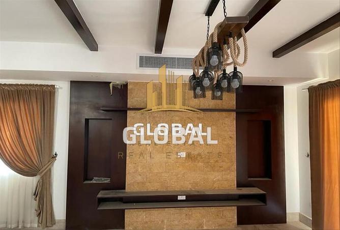 8064146 - Property Image 3
