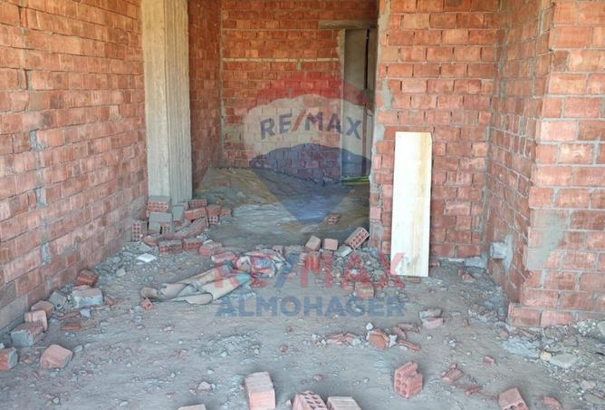 8086417 - Property Image 3