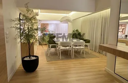 Apartment - 2 Bedrooms - 2 Bathrooms for sale in Al Merghany St. - Ard El Golf - Heliopolis - Masr El Gedida - Cairo