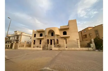 فيلا - غرفة نوم - 1 حمام للبيع في الحي التاسع - الشيخ زايد - الجيزة