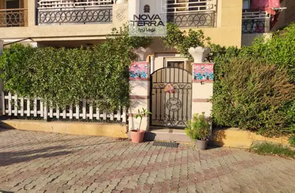 Apartment - 3 Bedrooms - 2 Bathrooms for sale in Al Khamayel city - Sheikh Zayed Compounds - Sheikh Zayed City - Giza