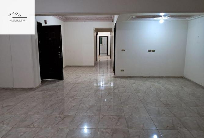 8555077 - Property Image 2