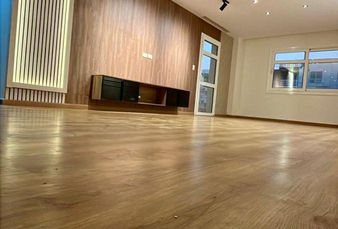 8132804 - Property Image 3