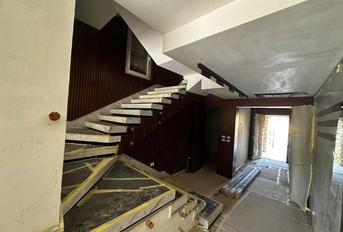 8254077 - Property Image 2