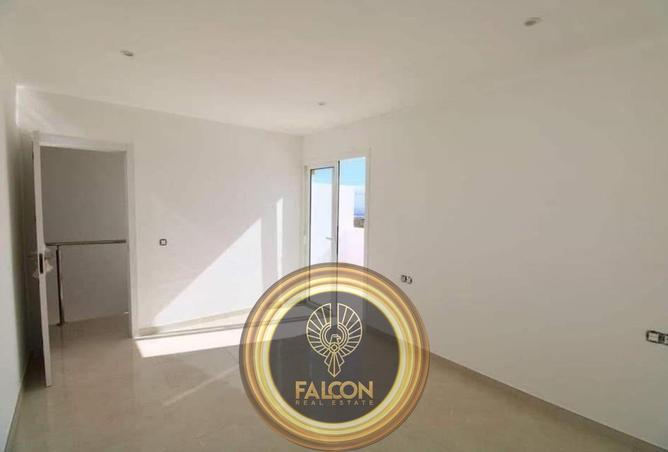 8410625 - Property Image 2