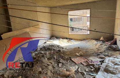 Apartment - 3 Bedrooms - 2 Bathrooms for sale in Al Khalifa Al Radi St. - Al Hadiqah Al Dawliyah - 7th District - Nasr City - Cairo