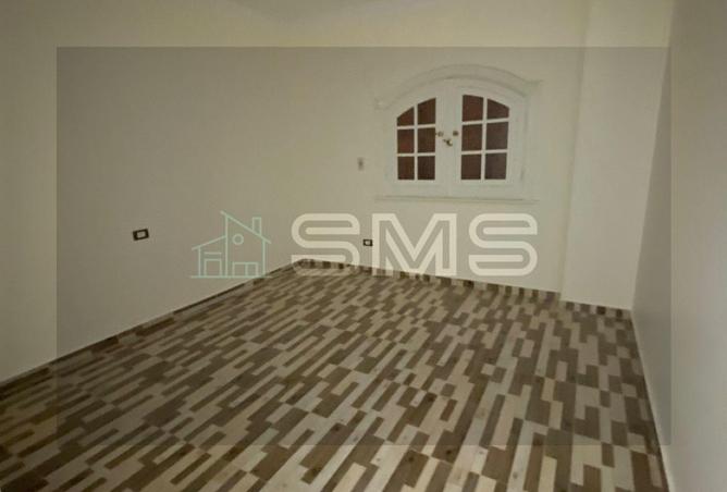 8287619 - Property Image 2