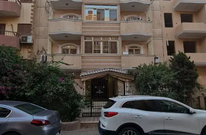 شقة - 3 غرف نوم - 2 حمامات للبيع في شارع 6 - الحي الرابع - مدينة 6 أكتوبر - الجيزة شقة - 3 غرف نوم - 2 حمامات للبيع في شارع 6 - الحي الرابع - مدينة 6 أكتوبر - الجيزة