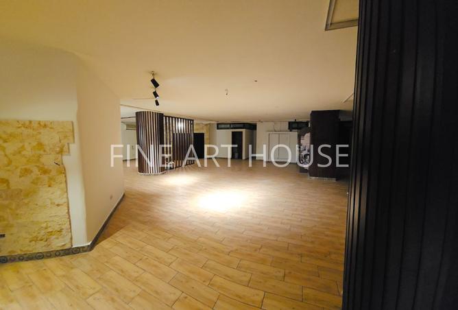 8358161 - Property Image 3