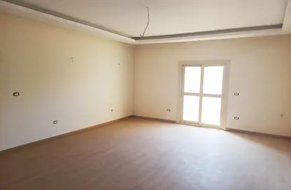 Apartment - 3 Bedrooms - 2 Bathrooms for sale in Al Shorouk Road - 6th Area West - Shorouk City - Cairo