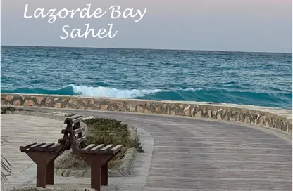 شاليه - 3 غرف نوم - 2 حمامات للبيع في لازوردي باي - سيدي عبد الرحمن - الساحل الشمالي