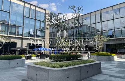 مساحات مكتبية - استوديو - 1 حمام للبيع في 5 اي لواترواي - الطريق الدائري - التجمع الخامس - مدينة القاهرة الجديدة - القاهرة