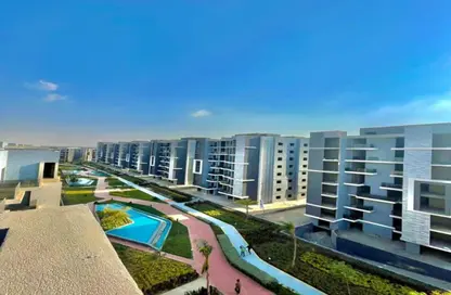 Apartment - 3 Bedrooms - 3 Bathrooms for sale in Sun Capital - Fayoum Desert road - 6 October City - Giza