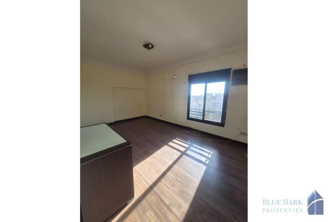 8397910 - Property Image 3