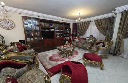 شقة - 3 غرف نوم - 3 حمامات للبيع في شارع بورسعيد - سبورتنج - حي شرق - الاسكندرية