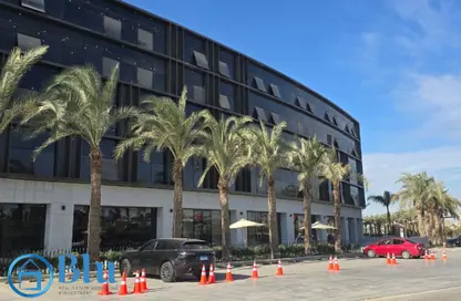 Office Space - Studio - 2 Bathrooms for sale in Lake View Residence - 5th Settlement Compounds - The 5th Settlement - New Cairo City - Cairo Office Space - Studio - 2 Bathrooms for sale in Lake View Residence - 5th Settlement Compounds - The 5th Settlement - New Cairo City - Cairo