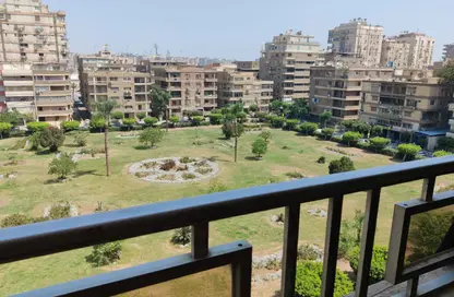 شقة - 3 غرف نوم - 2 حمامات للبيع في شارع عبد الحميد بدوي - ميدان الحجاز - النزهة - القاهرة