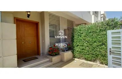 Townhouse - 5 Bedrooms - 5 Bathrooms for sale in Atrio - Sheikh Zayed Compounds - Sheikh Zayed City - Giza
