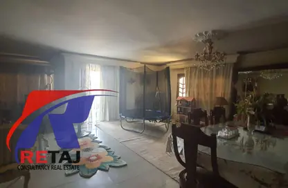 Apartment - 4 Bedrooms - 2 Bathrooms for sale in Ahmed Al Khashab St. - 8th Zone - Nasr City - Cairo