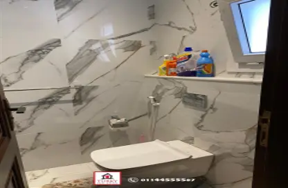 فيلا - 5 غرف نوم - 5 حمامات للبيع في كينج مريوط - حي العامرية - الاسكندرية