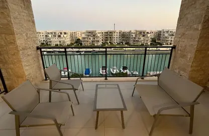 شاليه - 3 غرف نوم - 3 حمامات للايجار في مراسي - سيدي عبد الرحمن - الساحل الشمالي