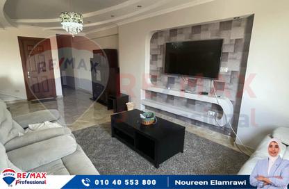 Apartment - 3 Bedrooms - 2 Bathrooms for rent in Sant Giyn St. - Kafr Abdo - Roushdy - Hay Sharq - Alexandria